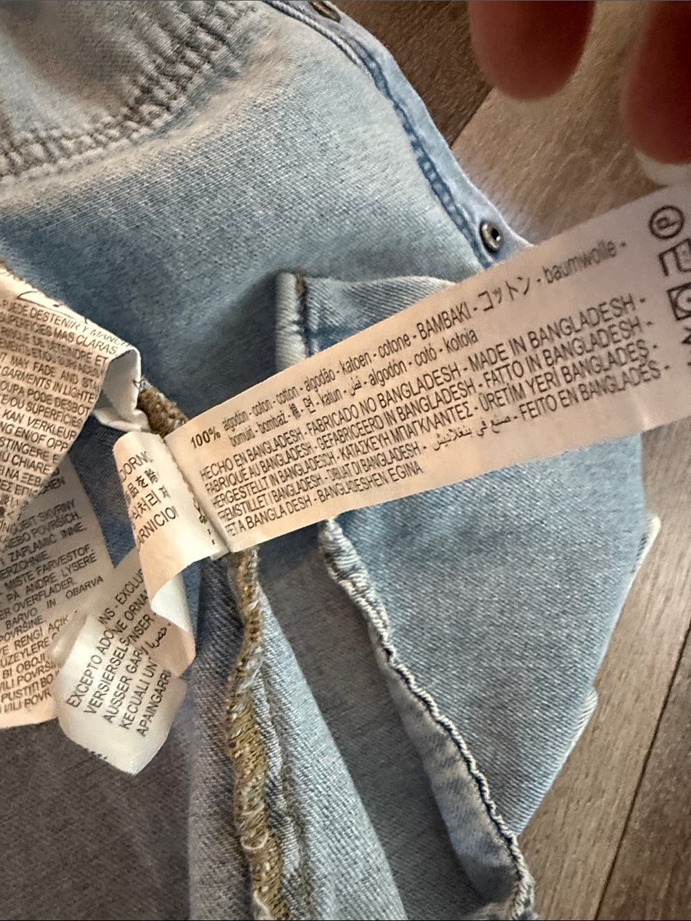 Zara Light Blue Denim Jacket with Chest Pockets - Picture 3 of 3